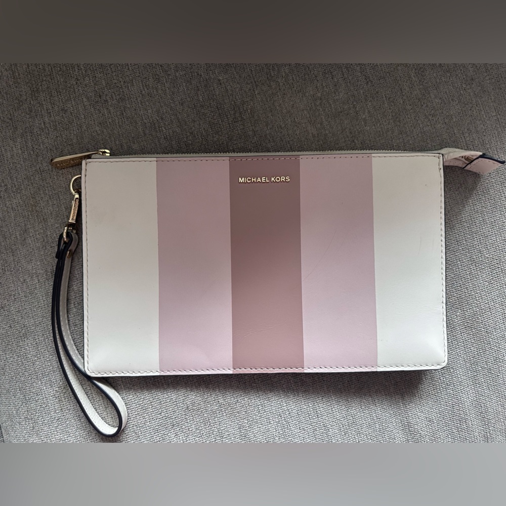 Michael Kors Multi-Pink Clutch, like new
